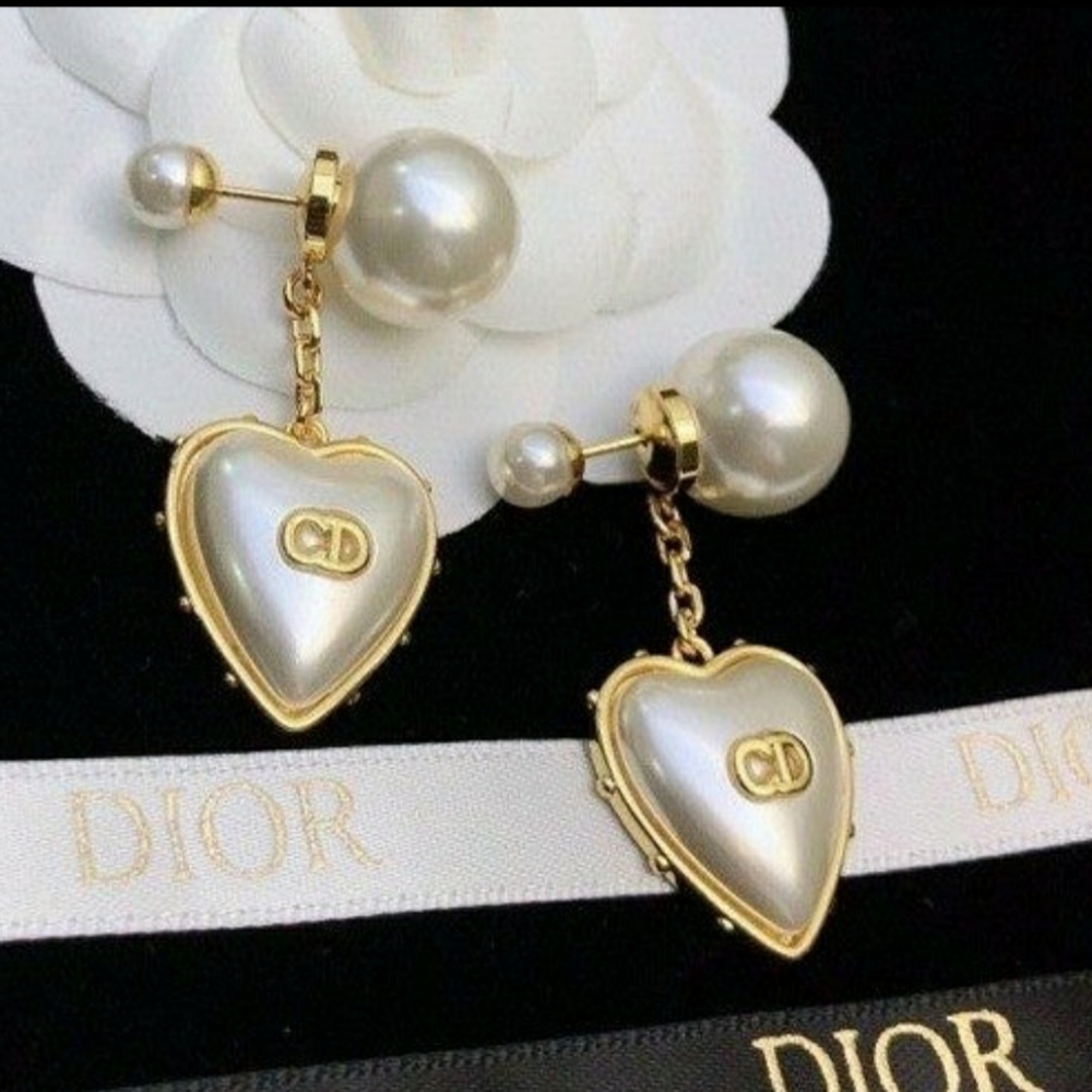 Dior Pearl Earrings